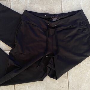 Tek Gear On-The-Go Gear Black Athletic Pants Medium